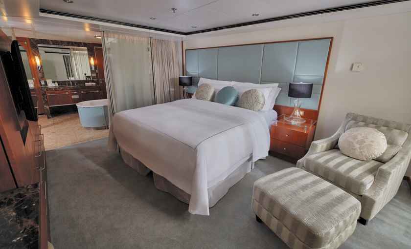 Master Suite Luxe schip Seven Seas Voyager