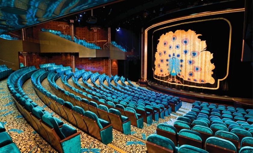 Theater aan boord van Norwegian Pearl 