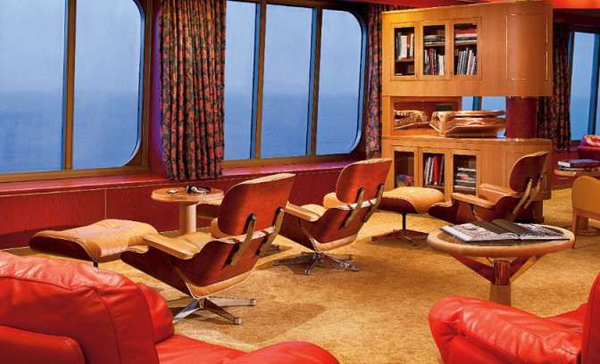 Een bibliotheek op de MS Rotterdam