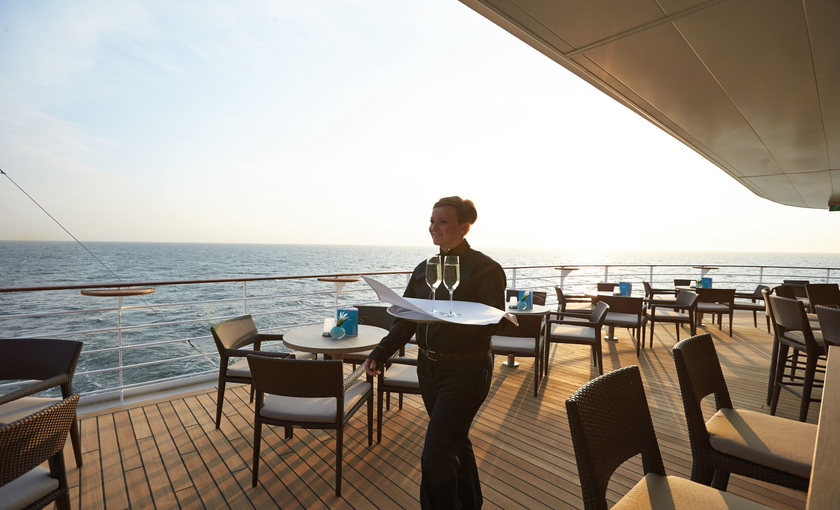 Terras van Sansibar op Europa 2 van Hapag Lloyd