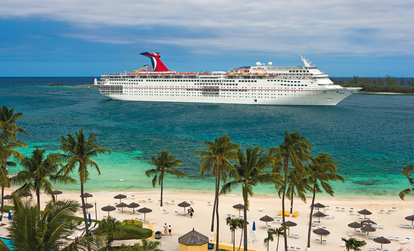 Carnival Sensation op zee