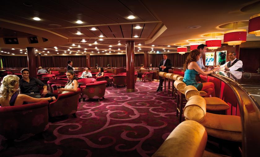 Loune op het schip Celebrity Constellation